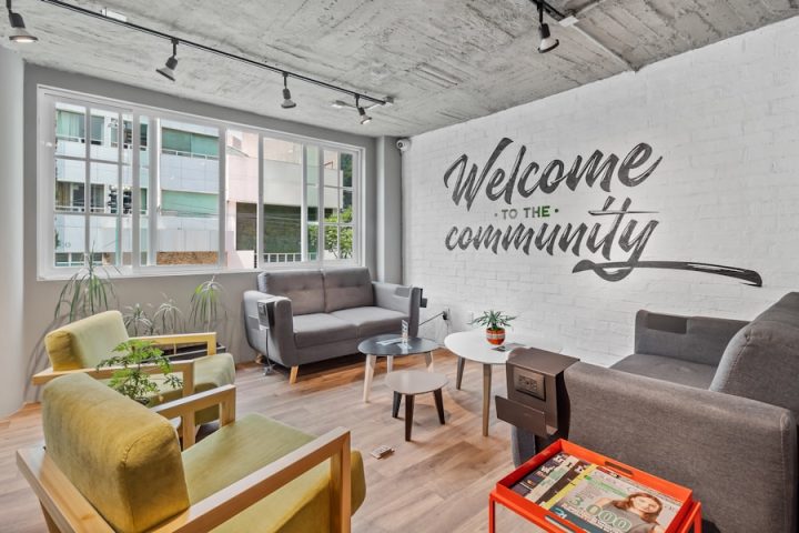 Photo "The Value of Community: How to Build and Nurture Connections"