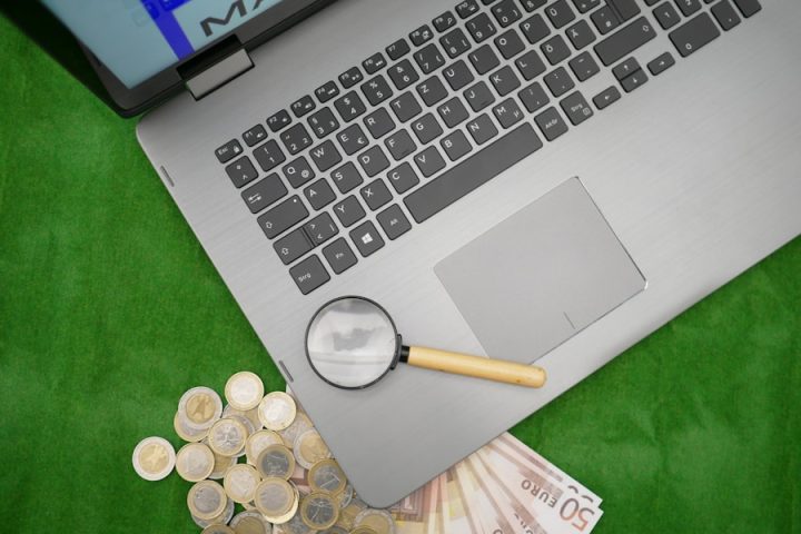 Photo "Budgeting and cost control to maximize profitability"